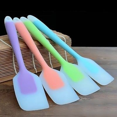 Double Silicone Spatula and Pastry Scraper Review: The Best Budget Baking Tool
